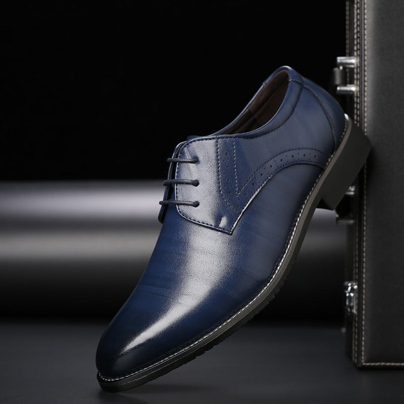 Lightweight Lace-Up With A Pointed Toe - Max