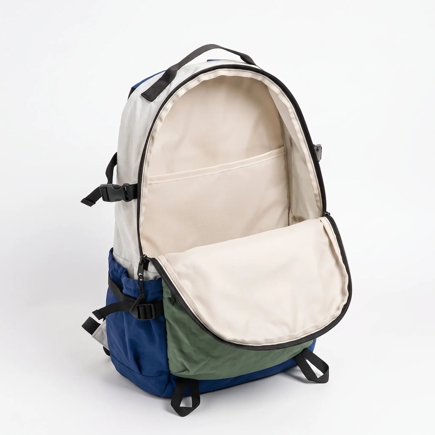Lightweight Outdoor Daypack -  Darin