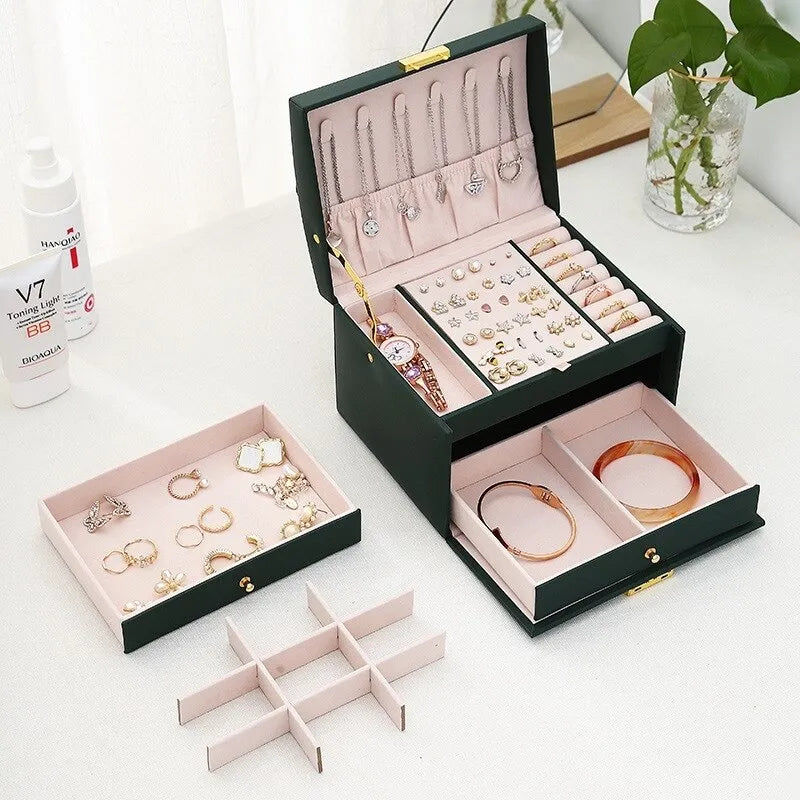 Jewellery box with 3 drawers and luxurious velvet interior – Amylin