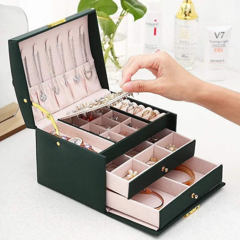 Jewellery box with 3 drawers and luxurious velvet interior – Amylin