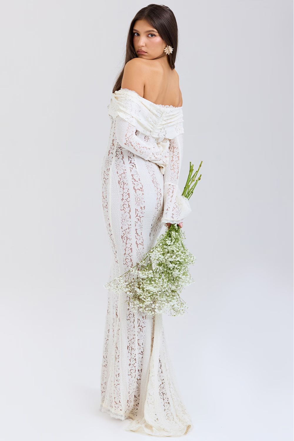 Off-the-shoulder autumn maxi dress in floral lace – Alondra