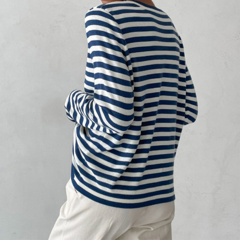 Stylish Striped T-Shirt Made of Lightweight Fabric - StreifenLeicht