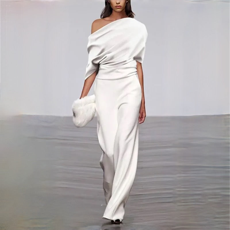 Autumnal white women's jumpsuit with a timeless design – Liva