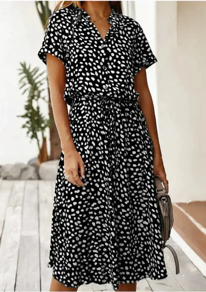 Vintage summer dress with elbow-length sleeves – Maevy