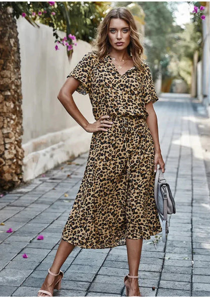 Vintage summer dress with elbow-length sleeves – Maevy