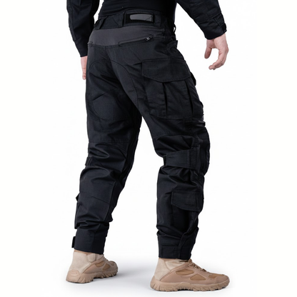 Opposite rear three-quarter view on a mannequin, showing the zipped back pocket, cargo pocket, calf pocket and fastened cuffs. 9