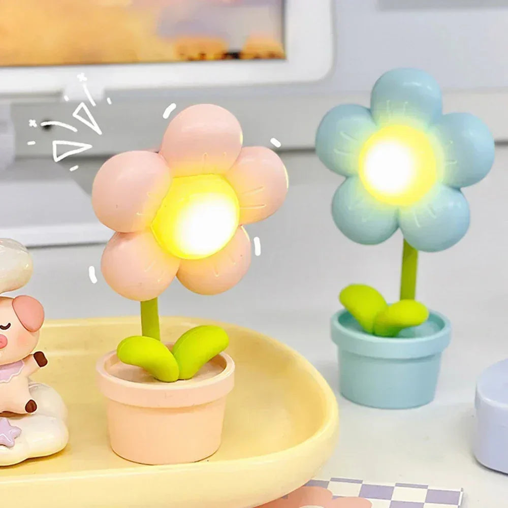 BlossomGlow Small Flower Soothing Table Lamp