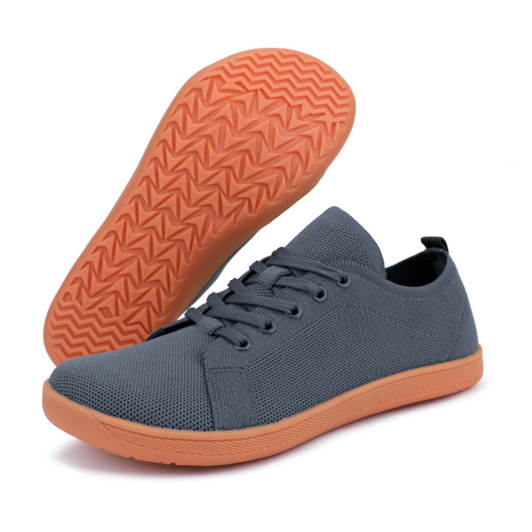 Minimalist Barefoot Sneaker With Flat Sole - Clark