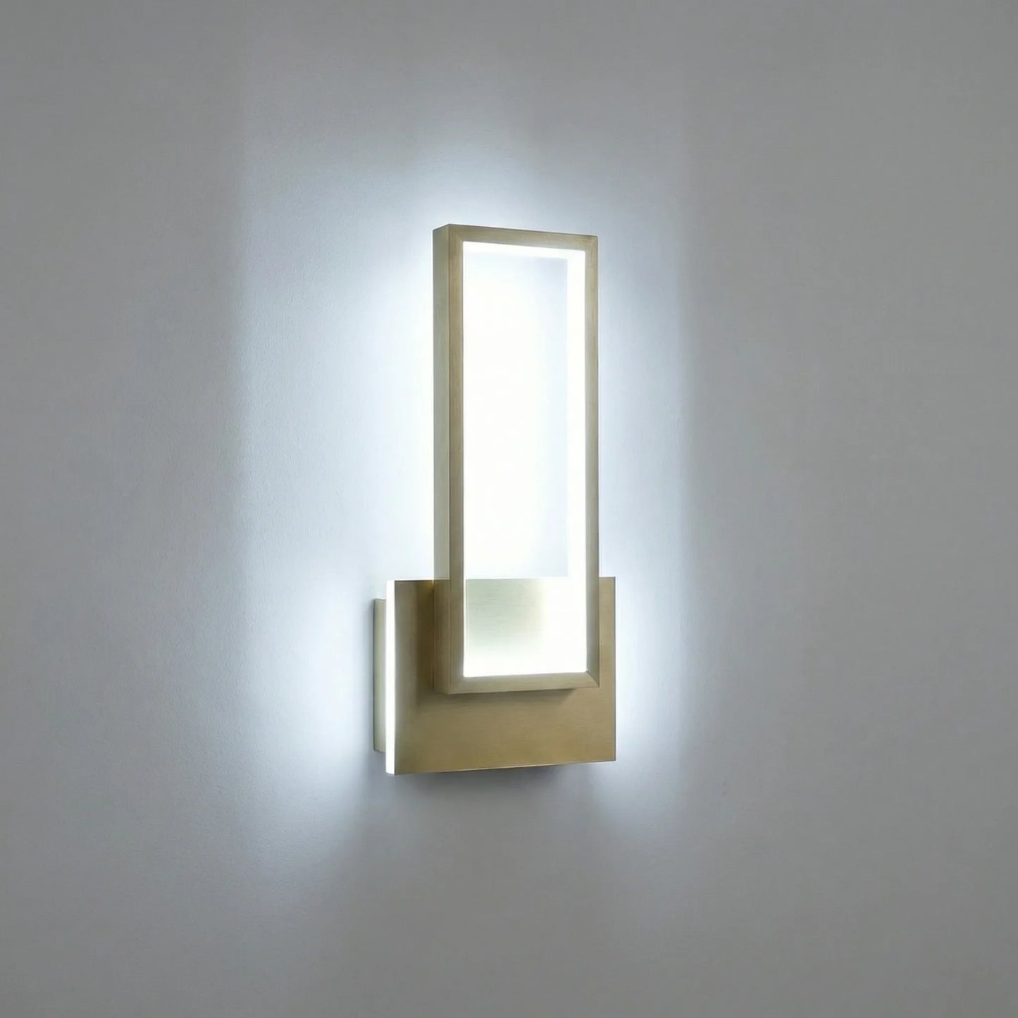 Modern Rectangular Wall Lamp - Brillane