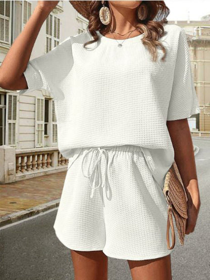 Light women's daywear with top and shorts – Ninae