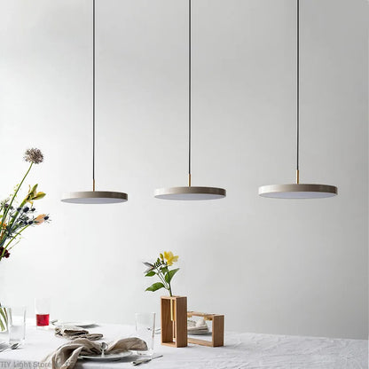 Scandinavian Hanging Lamp with Minimalist Design - Lyssa