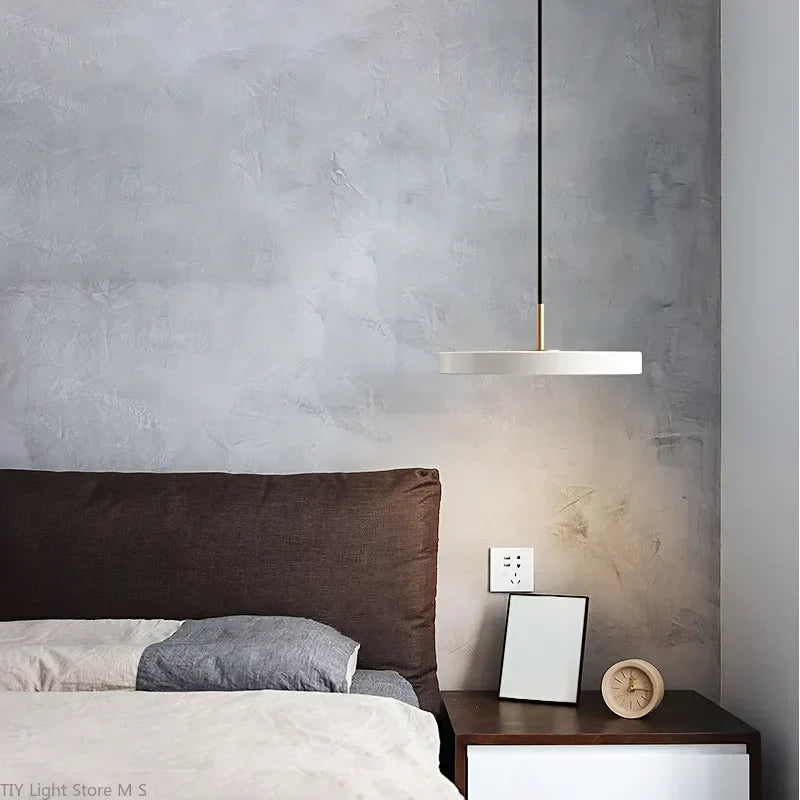 Scandinavian Hanging Lamp with Minimalist Design - Lyssa