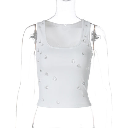 Trendy women's crop top with embellishment and figure-hugging cut – Liora