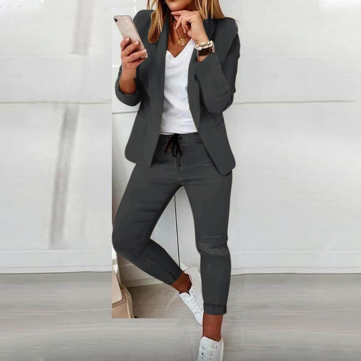 Stylish Ladies Outfit - Sophia