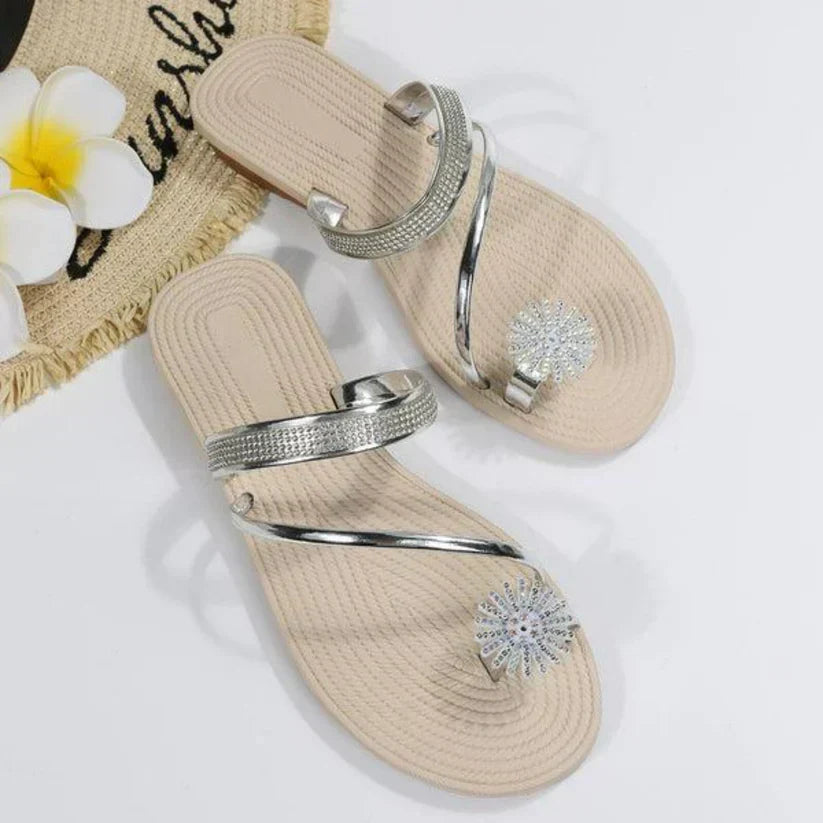 Trendy ladies' sandals with a unique snowflake detail – Arluna