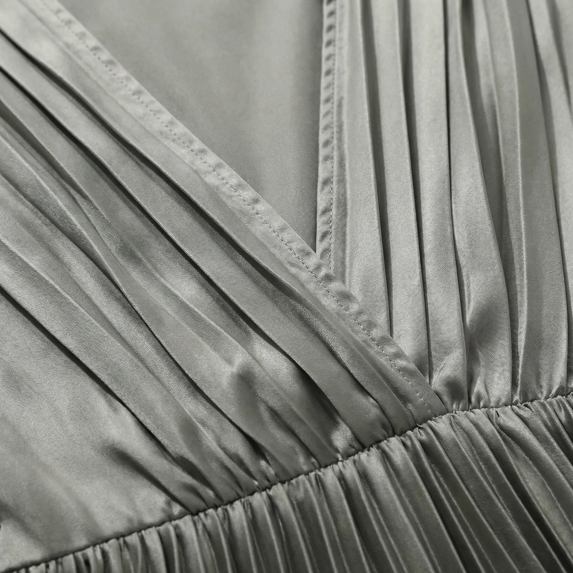 Pleated Midi Dress With V-Neckline - Sandy