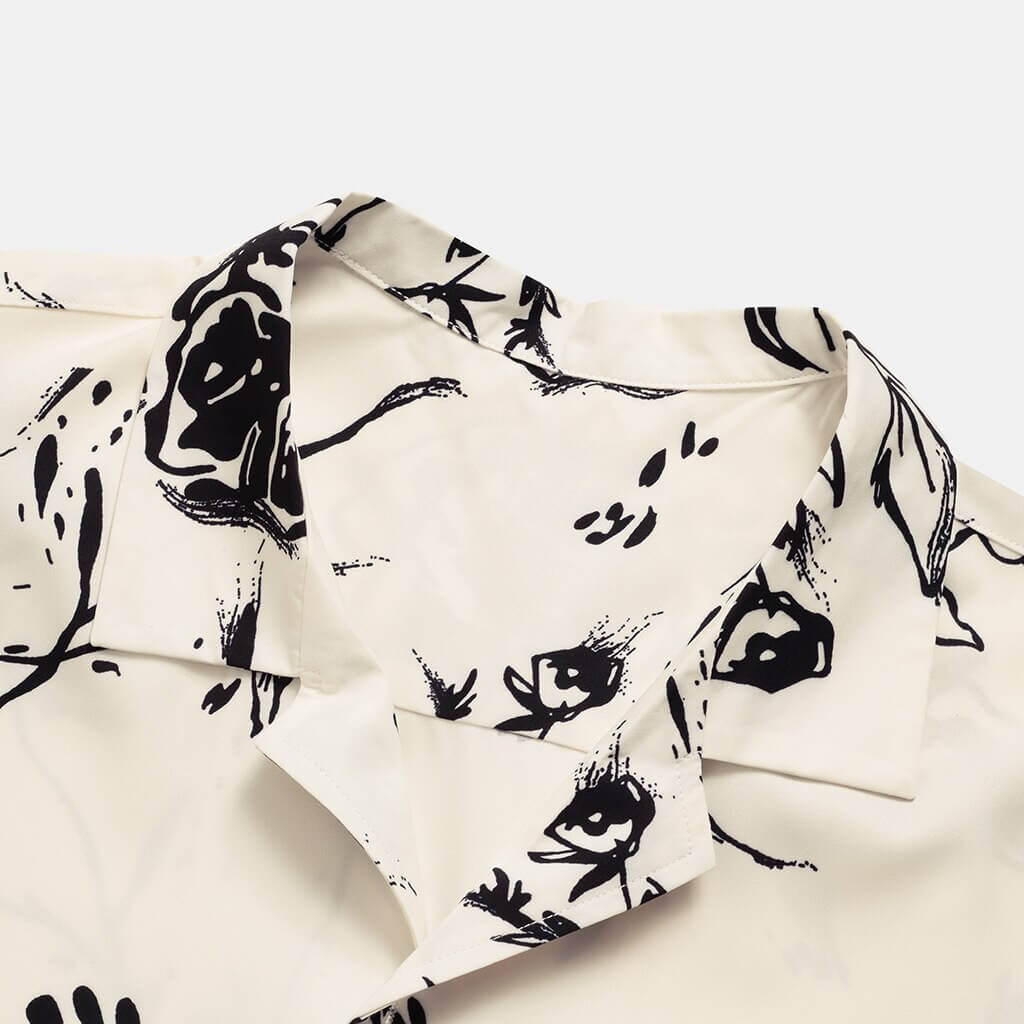 Summer shirt for men with tropical flair - AlohaVibes