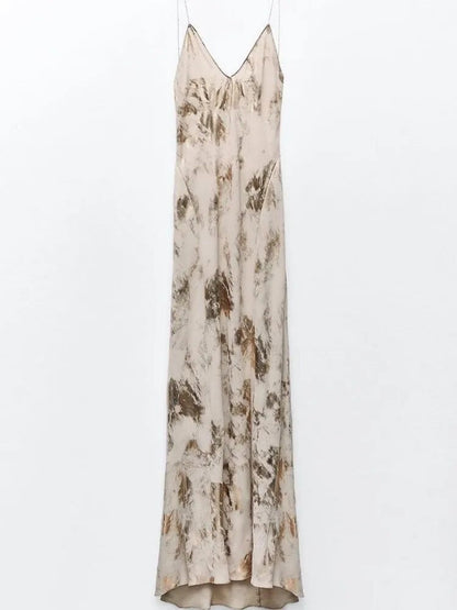 Backless summer dress with deep V-neck – Selene