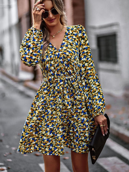 Autumnal mini dress with belt and ruffles – Noëlle