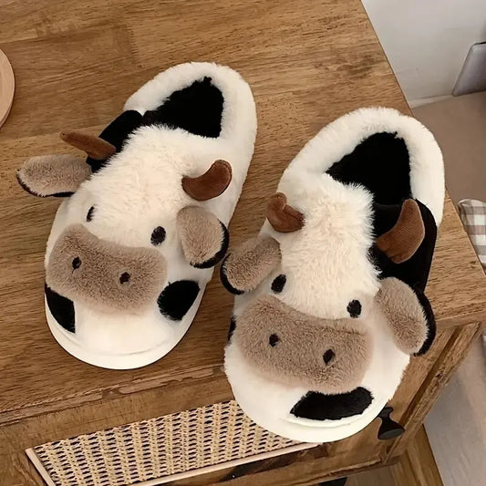 Plush slippers in cow design - PlushCow