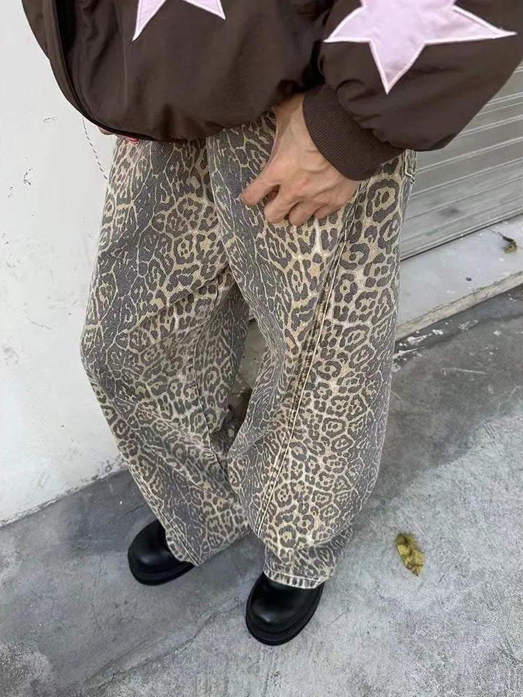 High-waisted women's trousers with leopard print – Selina Autumn Edition