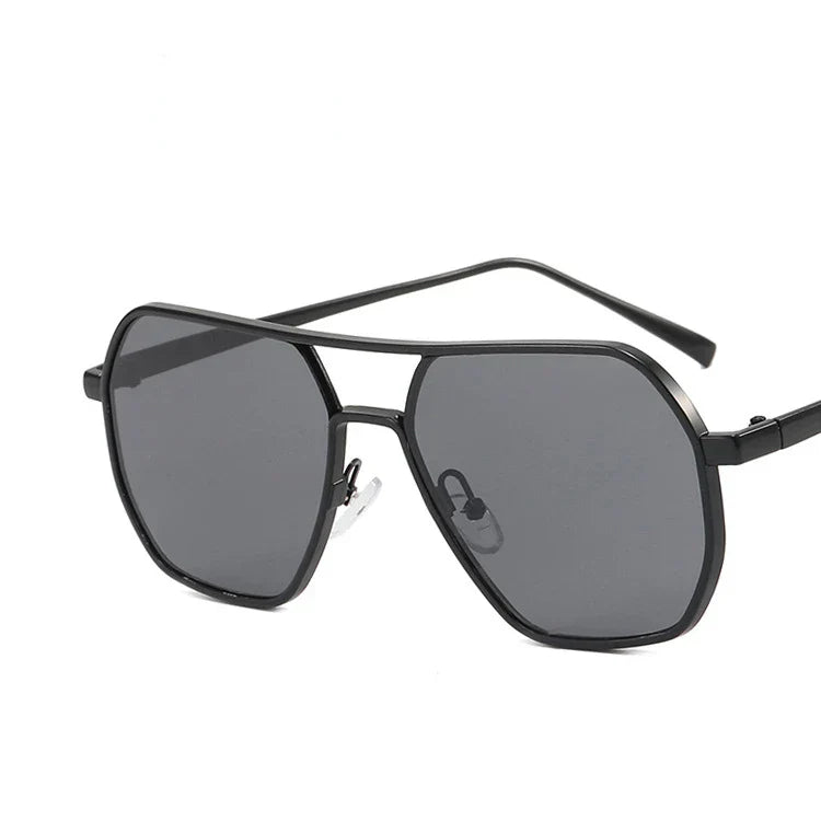 Classic men's sunglasses with metal frame & UV400 protection – Matteo