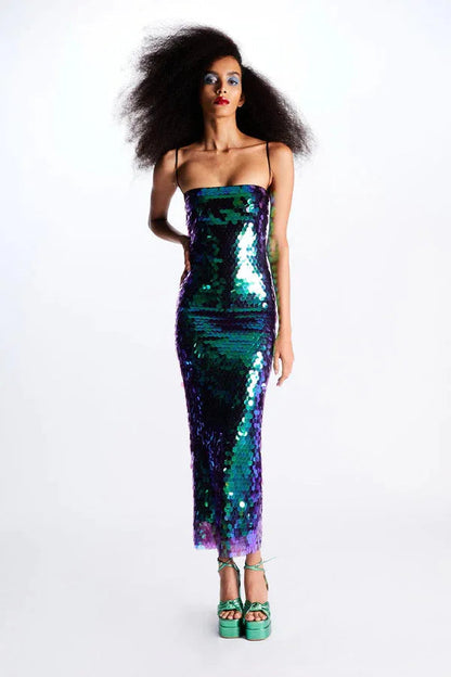 Sequin dress for a Sparkling Evening Look - Amira