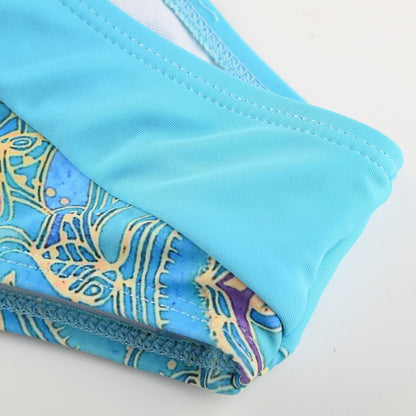 Stylish two-piece women's bikini – Perfect for the beach and sun