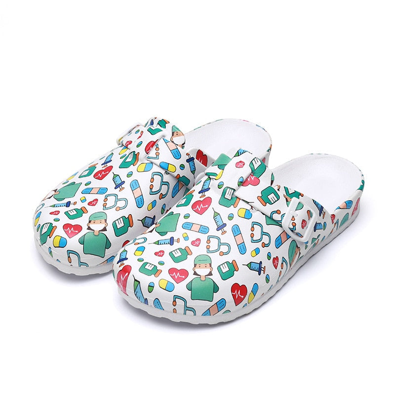 Waterproof & Lightweight Women's Comfort Clogs – Slip-Resistant & Hygienic