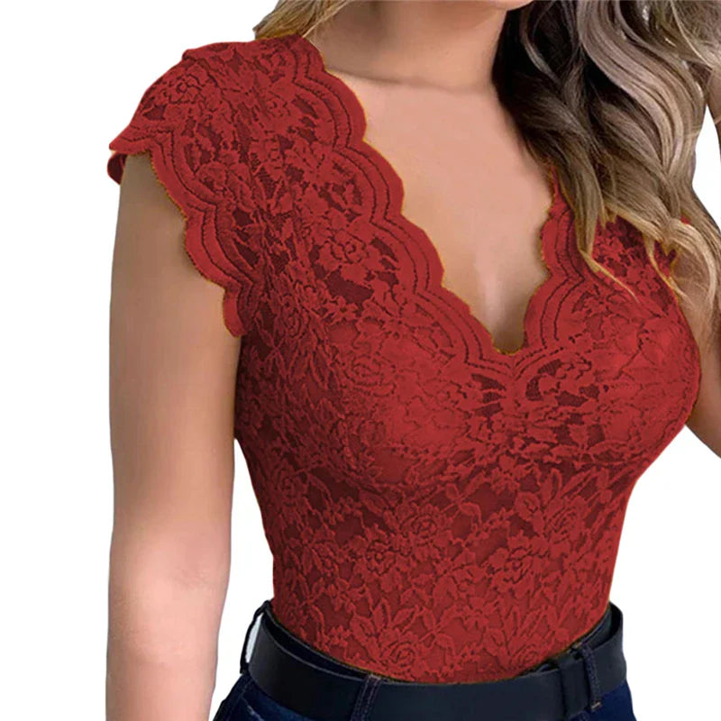 Stylish ladies' summer top made of lace with floral pattern - SpitzenLicht