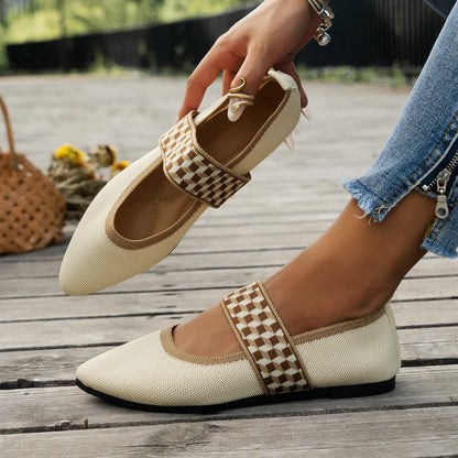 Stylish ladies' autumn shoes with a pointed toe – Lina