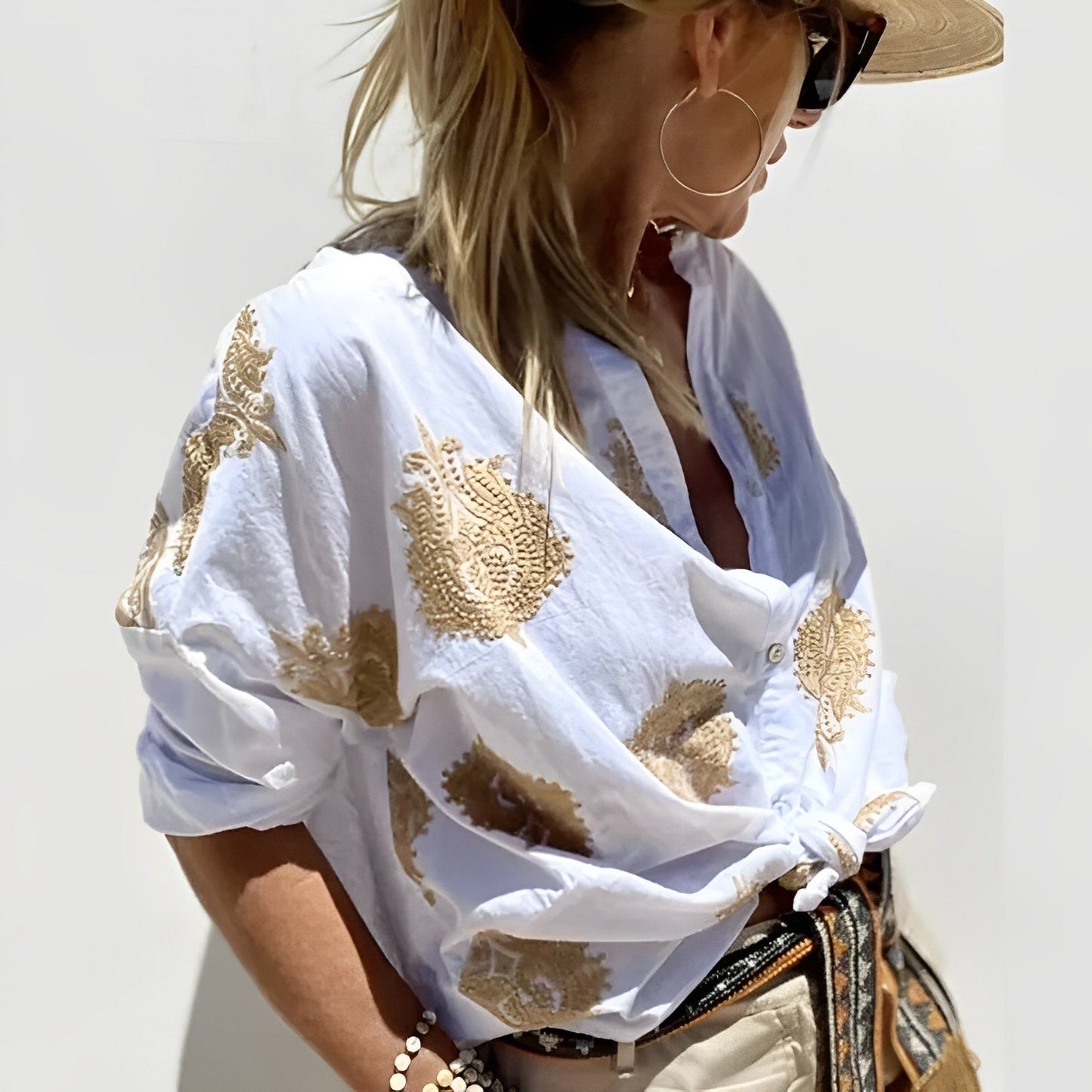 Trendy and stylish ladies' blouse – Isabelle