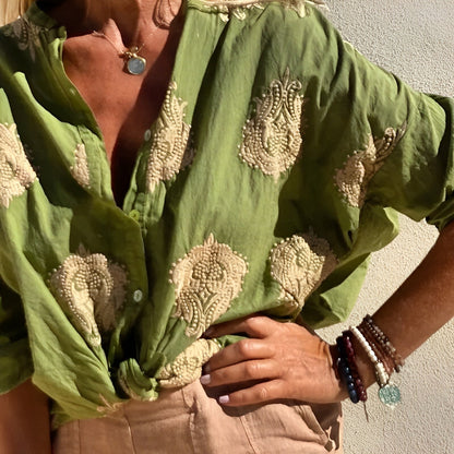 Trendy and stylish ladies' blouse – Isabelle