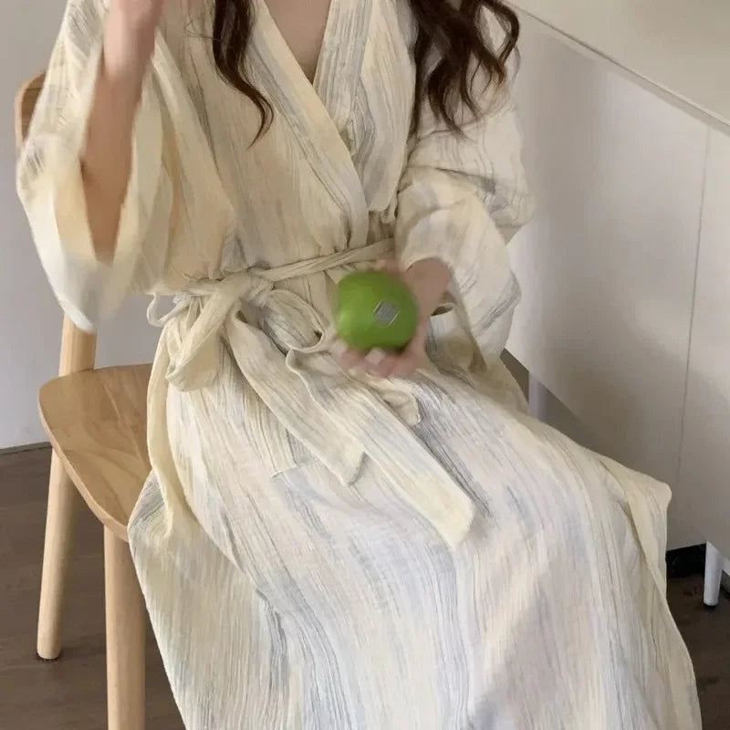 Casual women's summer bathrobe with kimono-style design – Hana
