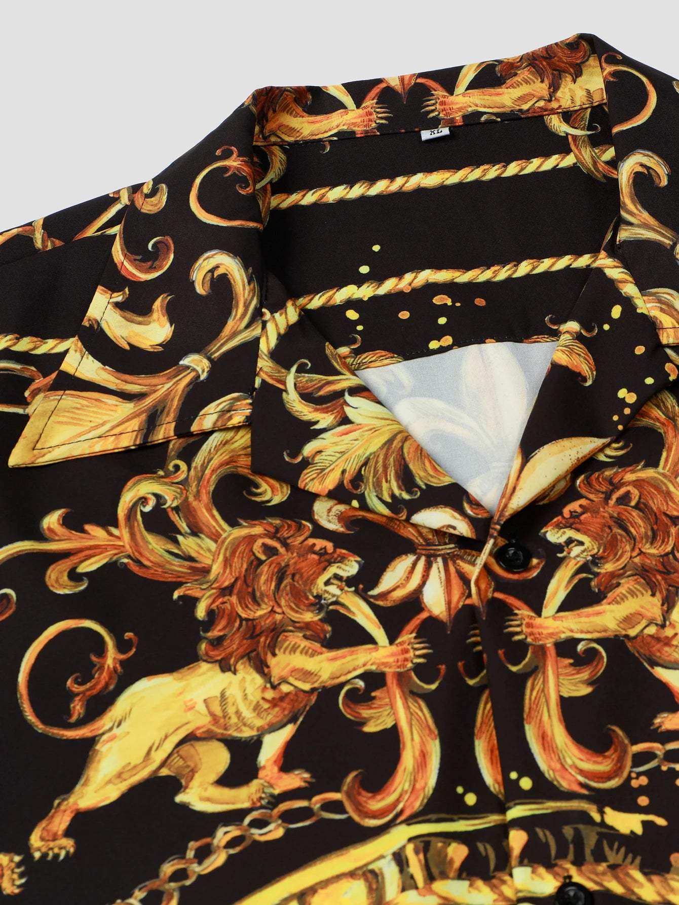 Expressive men's short-sleeved shirt with baroque pattern & lion motif – Dante