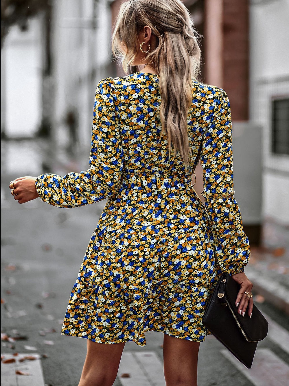 Autumnal mini dress with belt and ruffles – Noëlle