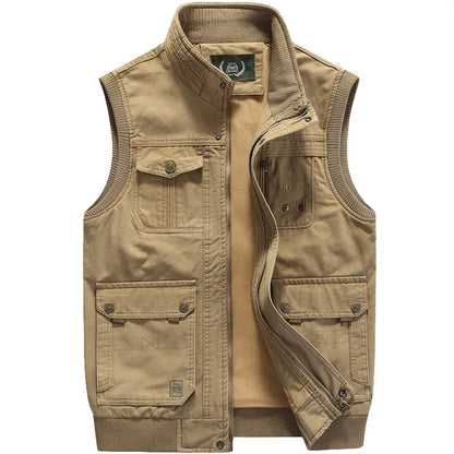 Vintage outdoor vest with practical pockets for men – Elias