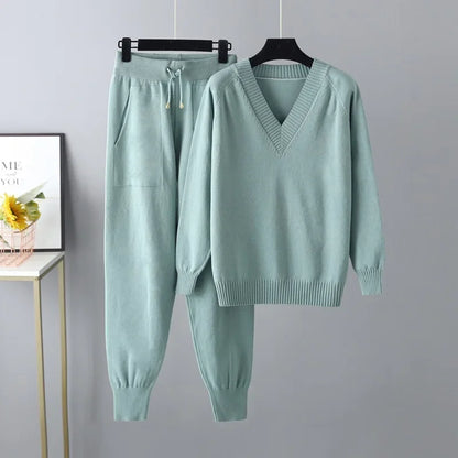 Women's Two-Piece Knit Set with V-Neck Sweater & Trousers – Noelia