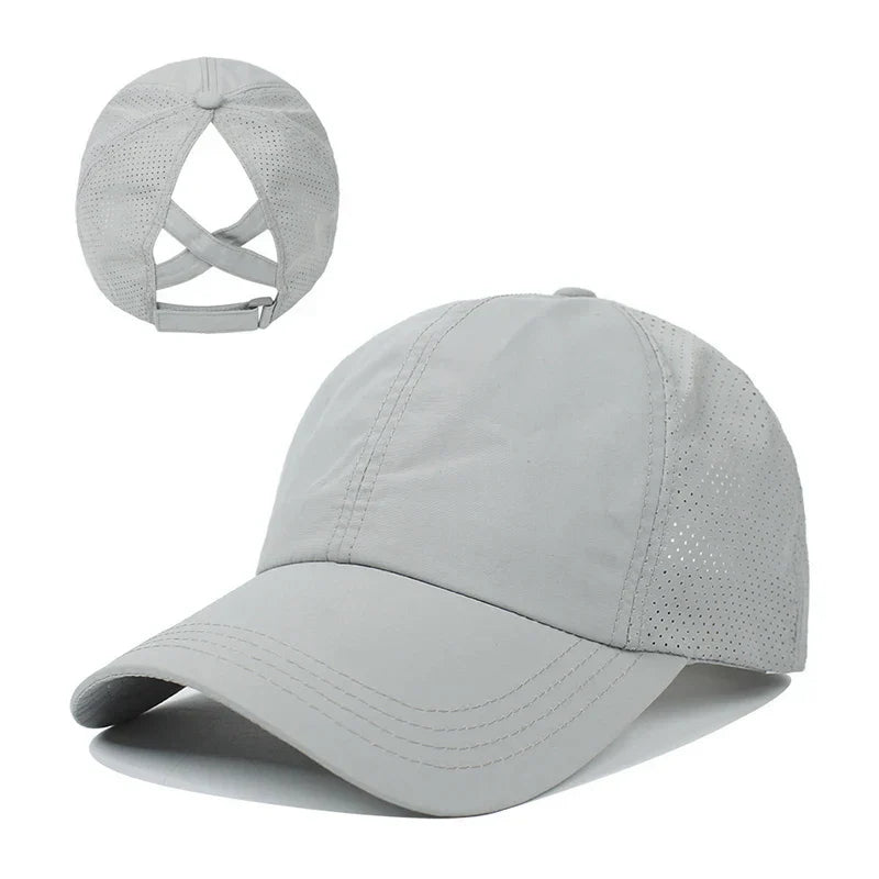 Breathable unisex sports baseball cap made of mesh with adjustable fit – AeroCap