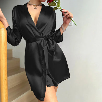 Dressing gown in glacé silk with lacing – Noémie
