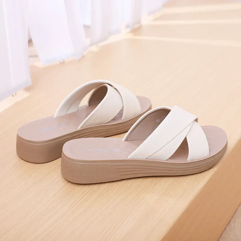 Ladies' wedge slippers made of leatherette with an open toe – Cassy