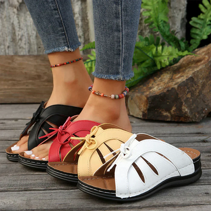 Orthopaedic wedge sandals with a domed button – Mirella