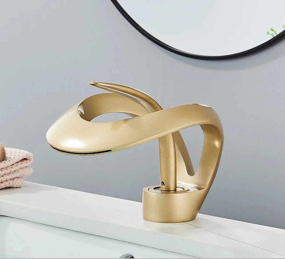 Messing Basin Mixer Tap with Waterfall Spout - Flowarc