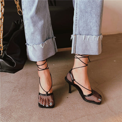 Pumps with a pointed design – Céleste