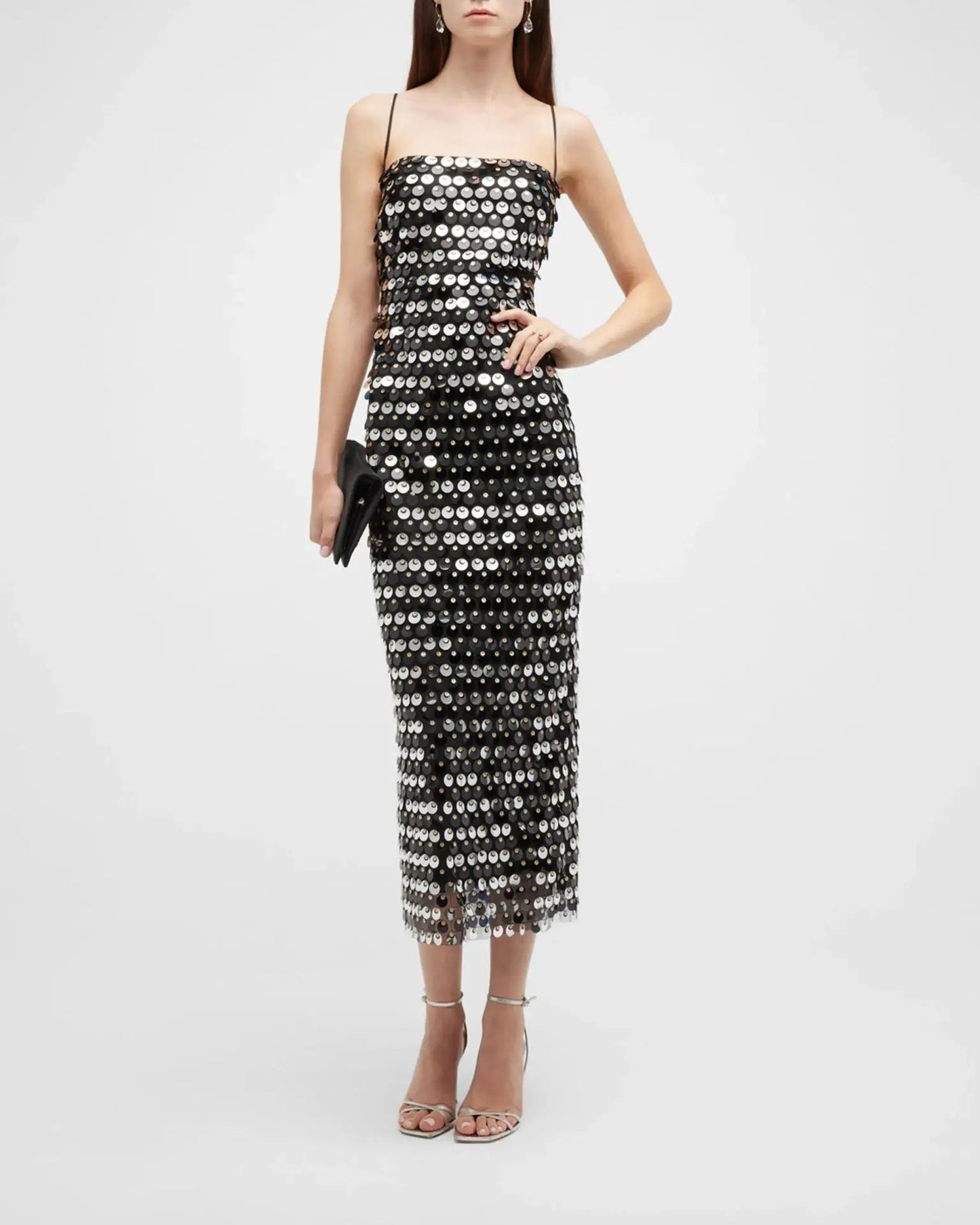 Sequin dress for a Sparkling Evening Look - Amira