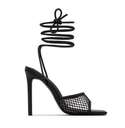Pumps with a pointed design – Céleste