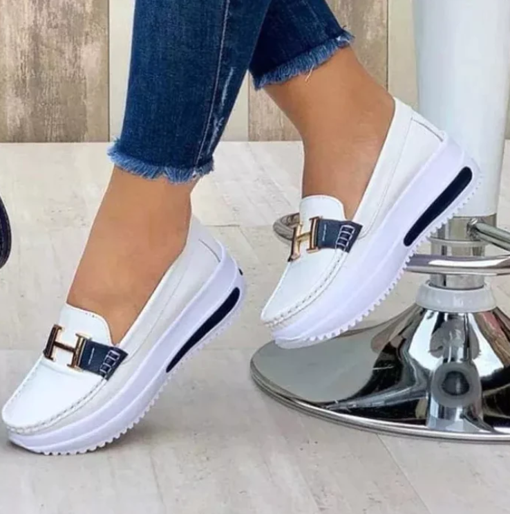 Stylish autumn orthopaedic shoes for women for pain-free walking – Selina