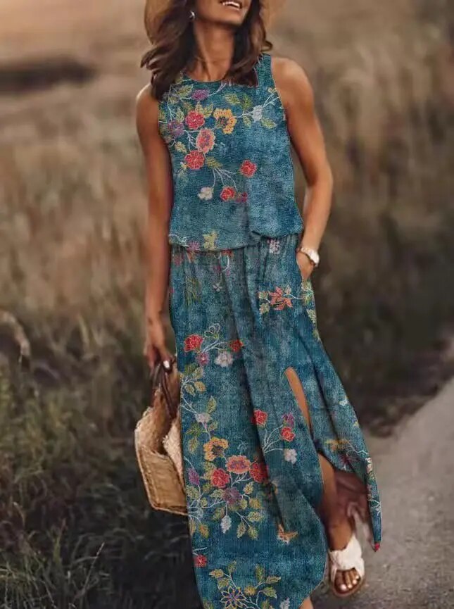 Summery maxi dress with a unique cut – Amara