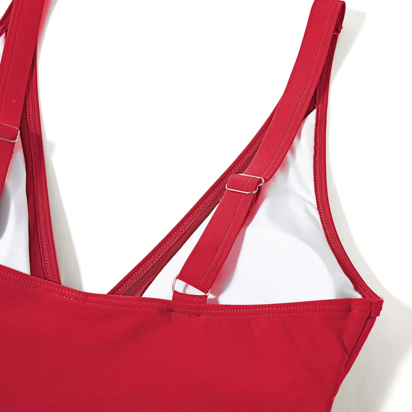 Swimsuit with adjustable straps and a flattering cut – Leona