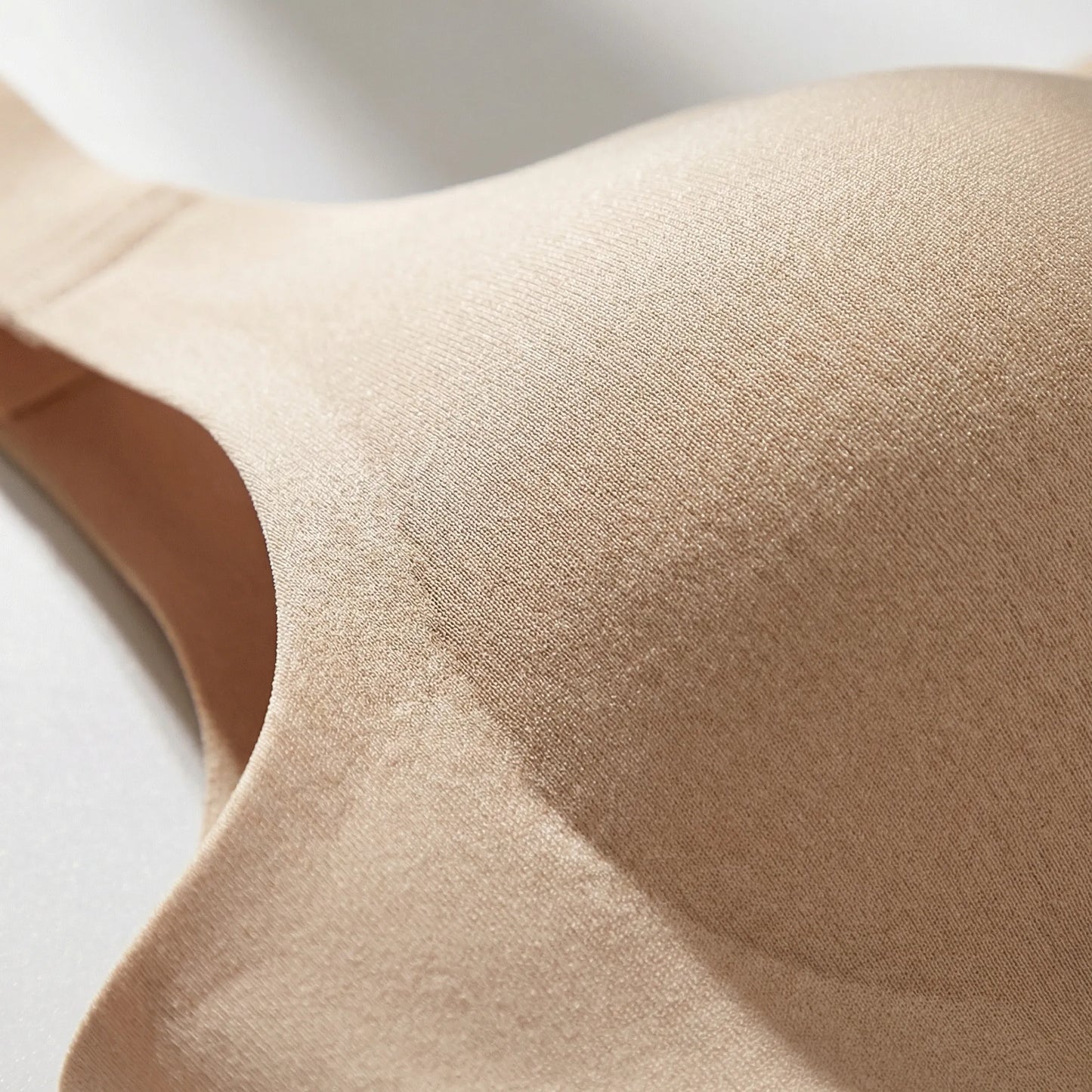Seamless Full Coverage Bra - Aleyna